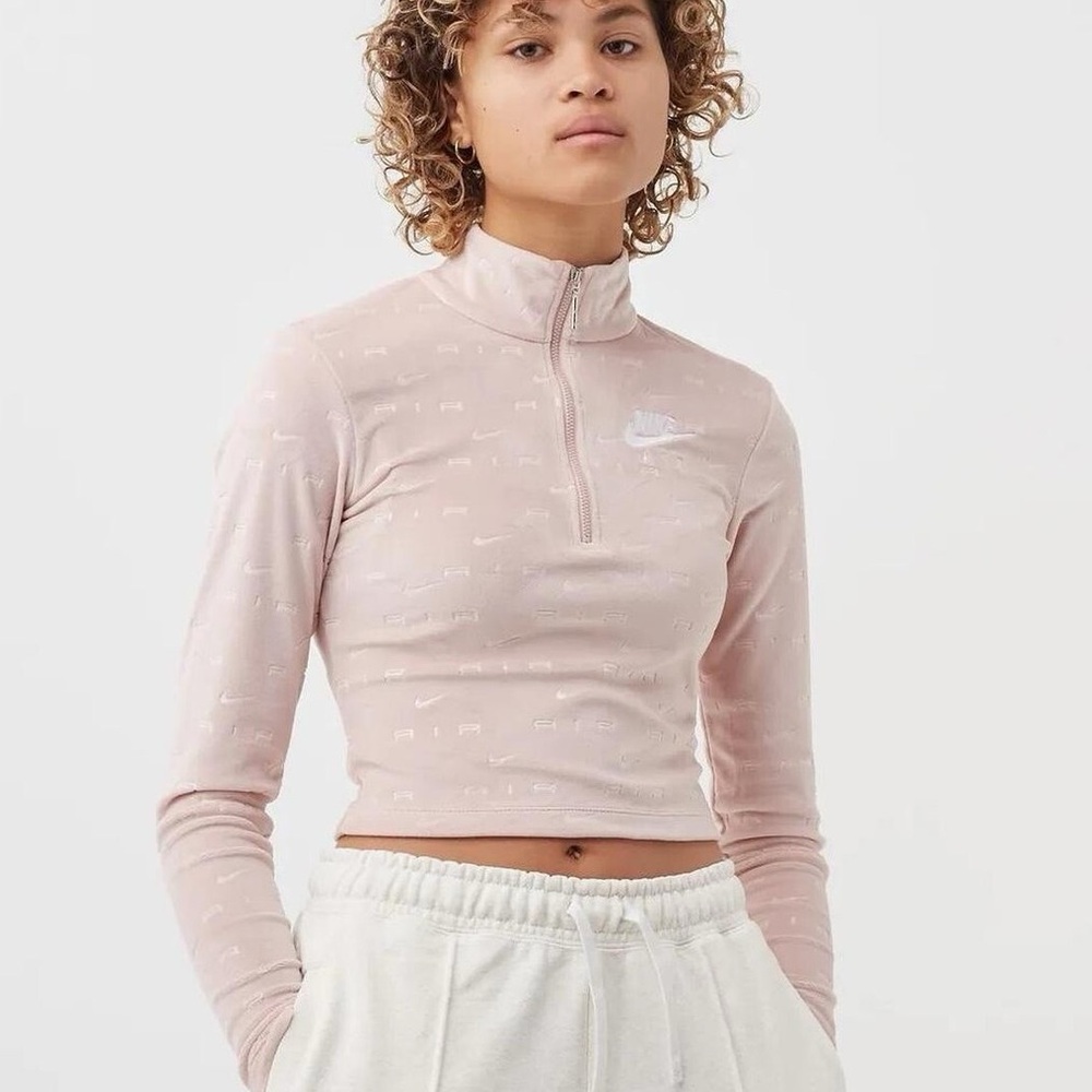 NWT Nike Women's size small Pink Velour Air 1/4 Zip jacket